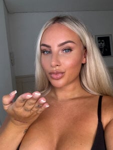 Roxy_rider Public Pic 2