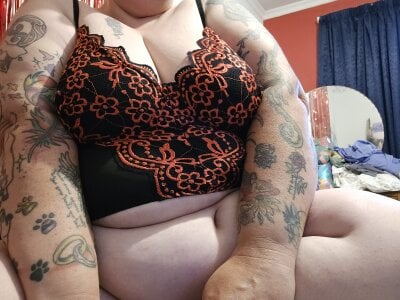 k1w1bbw Cute candids Pic 5