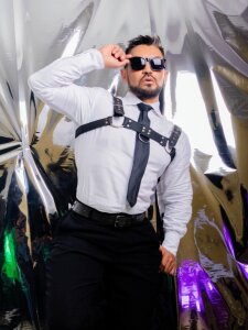 Gio_Linares Silver Pic