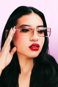 VanessaBoch hey :) Pic