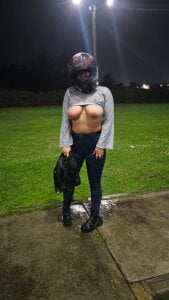 mari_98 Wet night 💦🔥🌕 Pic