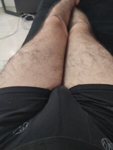 Just me od hairyandbigmann  5 snímek