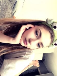 AveryBerkson a little sleepy Hình 2