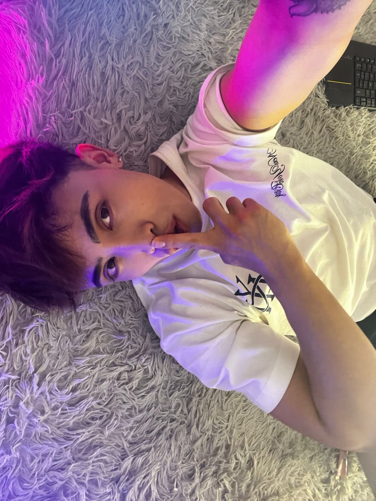 Saimonvela Gambar Trending 6921