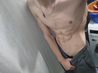 omg__leila Thomas টি ছবি