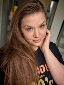 Elinah_Hanile1 Public Pic 3