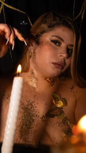 EYMI_TOMSOM Sparkles✨ Pic