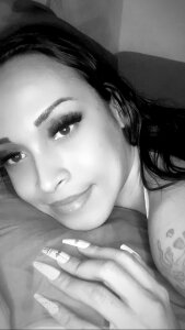 YasmimMayers Public Εικόνα 2