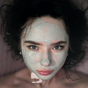 LauraKissy