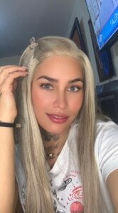 Me 👠 de mariana__tp  5 Imagens