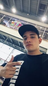 King_whithe Conóceme un poco صورة واحدة|King_whithe Conóceme un poco صورتان|King_whithe Conóceme un poco  4 صور|King_whithe Conóceme un poco  4 صورة