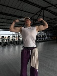 strongboy_ 🥴🥴 Pic 7