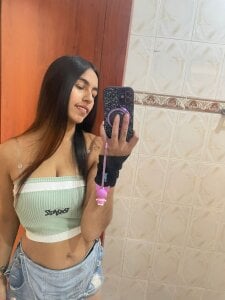 alaika_forerocm Public Kuva 4