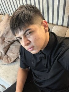 BOYS de friendslikeplay  4 photos