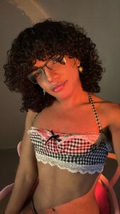 Meee od FemboyCarti  4 snímek