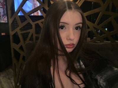 SonjaMonje new eyes Pic 2