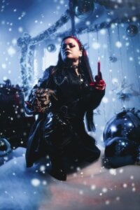 MorganaCrowley A Shiny Black Christmas Foto 2