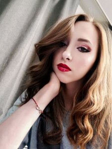 EstellaMoore Public Pic 9