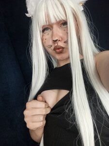 HopeKou Dark Lady Pic 4