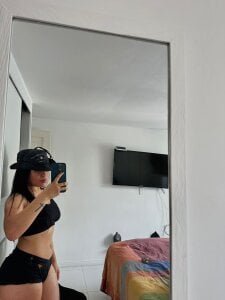 ThaisAdara24 Public Εικόνα