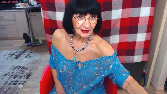 Tina_Joness Public Pic 5