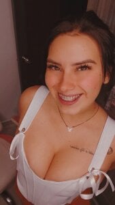 LucianaTomson little eyes 😈🙊 Pic 5