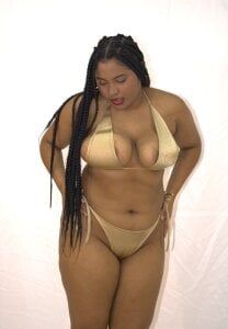 elena_wolff Golden Goddess Foto 2