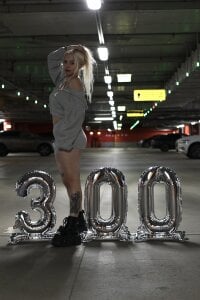 Milkyy_wway Thanks all 300k persons Pic 6