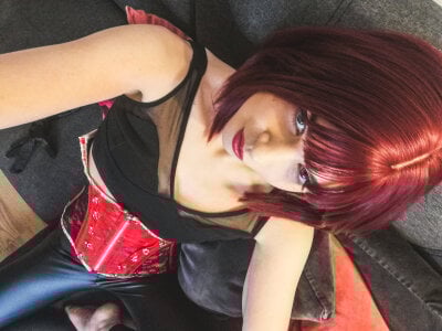 CrimsonDoll_xoxo Public Pic 3