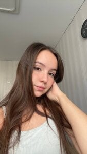 LisaSmiths Sweet and cute morning Pic 2