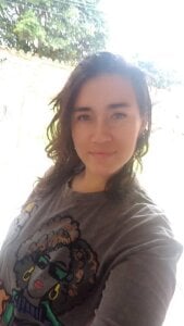 Carolaine_Dh1 Public Pic 2