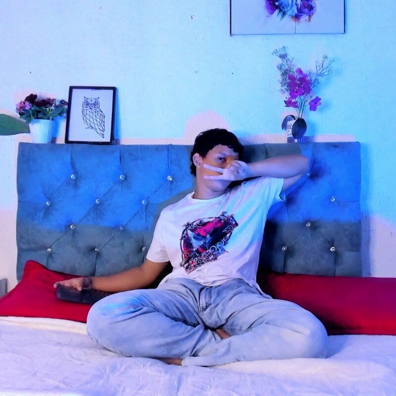 AlexDuMontt Trending Plaatje 3568