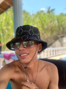 Dylan_kent Welcome to my room😋 Pic 4