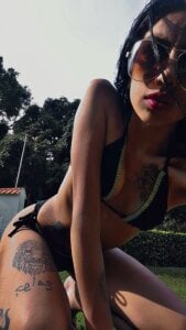 Ey_im_simone Sunny day Pic