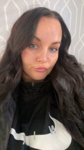 CurvaceousCourtneyUK Public Immagine  9