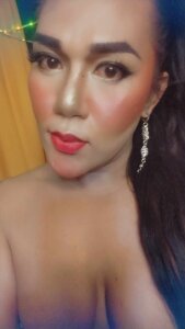 cuvyliciuos4u sexy curvy trexie Pic 4