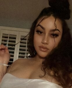 honeeyyy_pot Public Pic 2