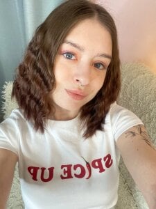 _Amelia_Shine_ My cute face Pic 4