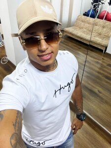 Erick_Basset Public 사진 2