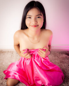 LOLABAYER's photo