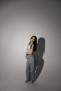 KiraAblingのsitting in the sun🌞の 4枚の写真