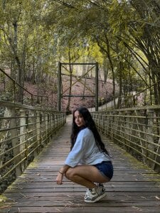 andrea-vega your queen is back Gambar