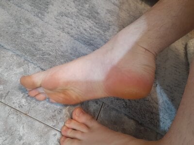 Getatme007 Feet lovers footjob Pic 5