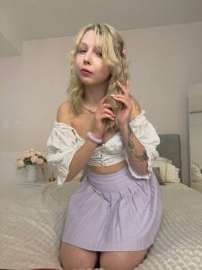 yourlovelyeve Public Pic 2