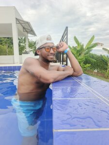 big_black27 Día de piscina Pic