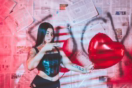 MegganLuna F+ck St Valentin Pic 3