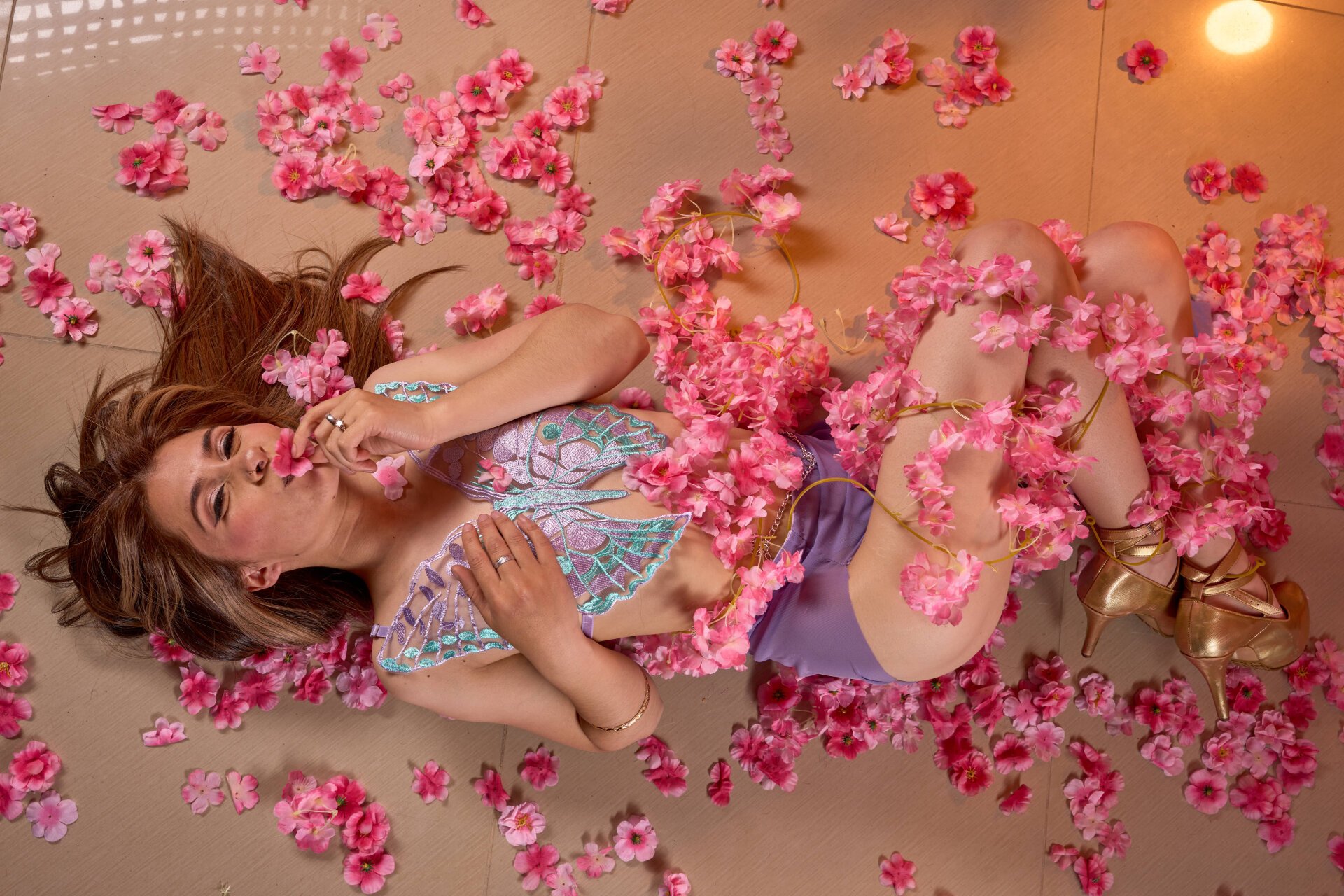 SaraRoadess Public Hình 2