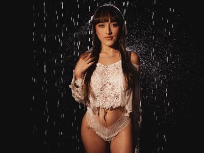 The rain writes letters on the ground that the wind never answers. de MelodyWinx  4 photos