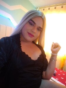 YingerPaola13 Public Pic