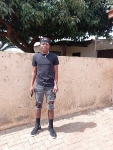 TheeGuy01 Public Foto